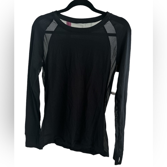 Shape Athletic Top - Picture 2 of 6